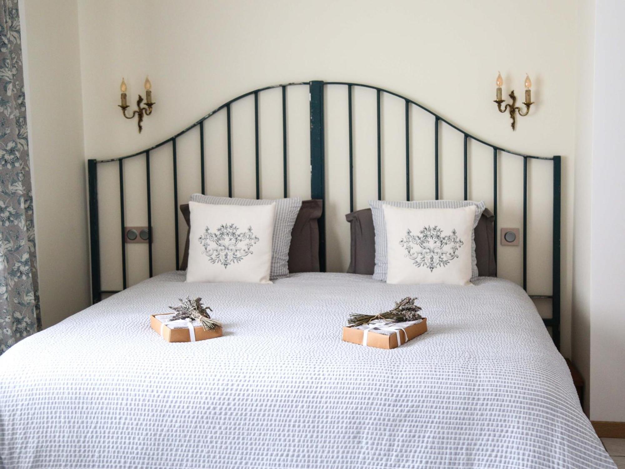Razac-sur-lʼIsle Appartements Vallee Verte מראה חיצוני תמונה