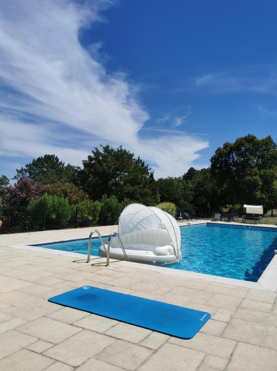 Razac-sur-lʼIsle Appartements Vallee Verte מראה חיצוני תמונה