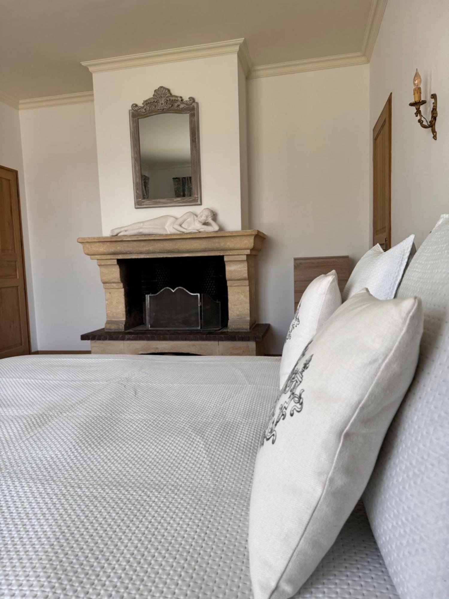 Razac-sur-lʼIsle Appartements Vallee Verte מראה חיצוני תמונה